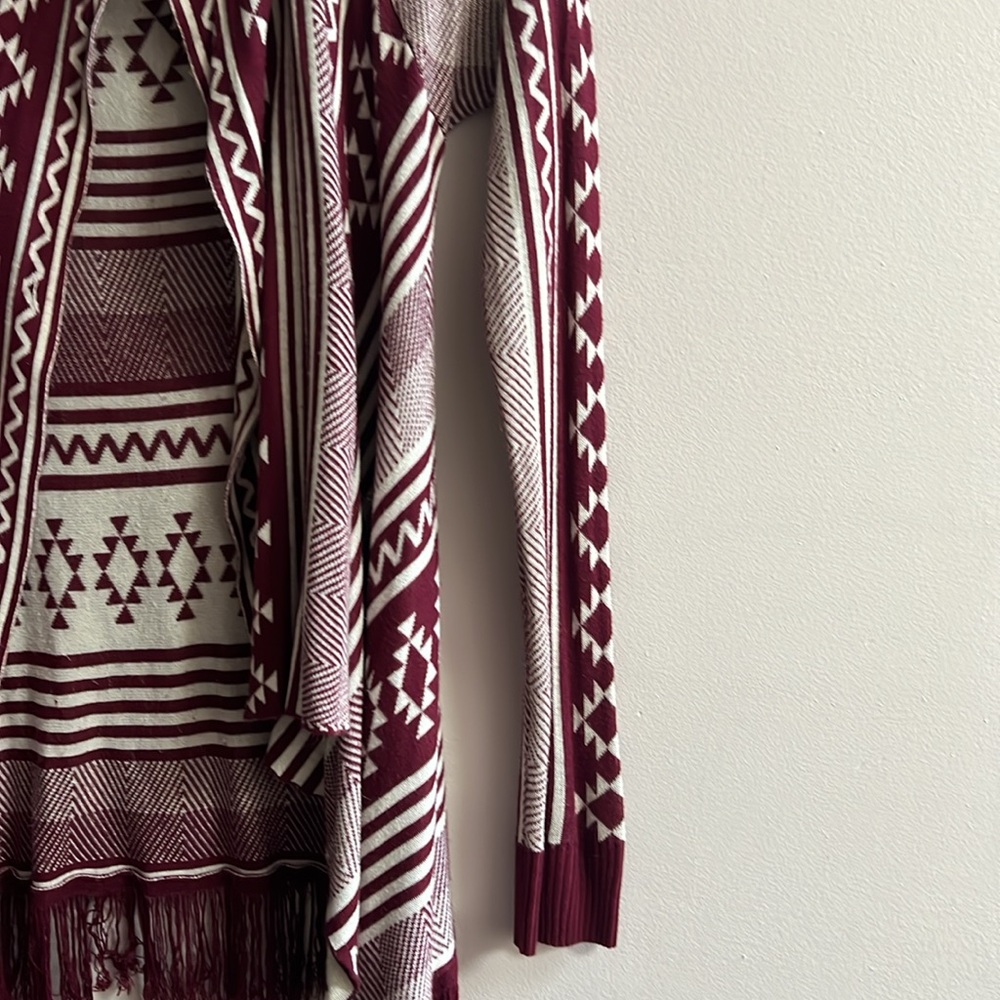 Women’s Size Small Navajo Sweater Jacket High Low Burgundy/Beige w/Fringes - Picture 4 of 6